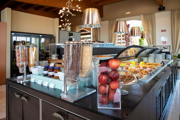 Lake Garda Resort image 2