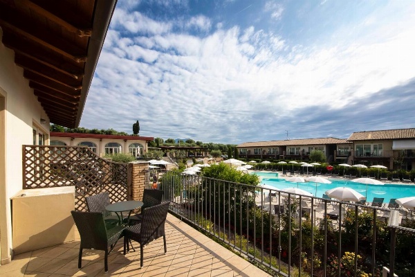 Lake Garda Resort image 4